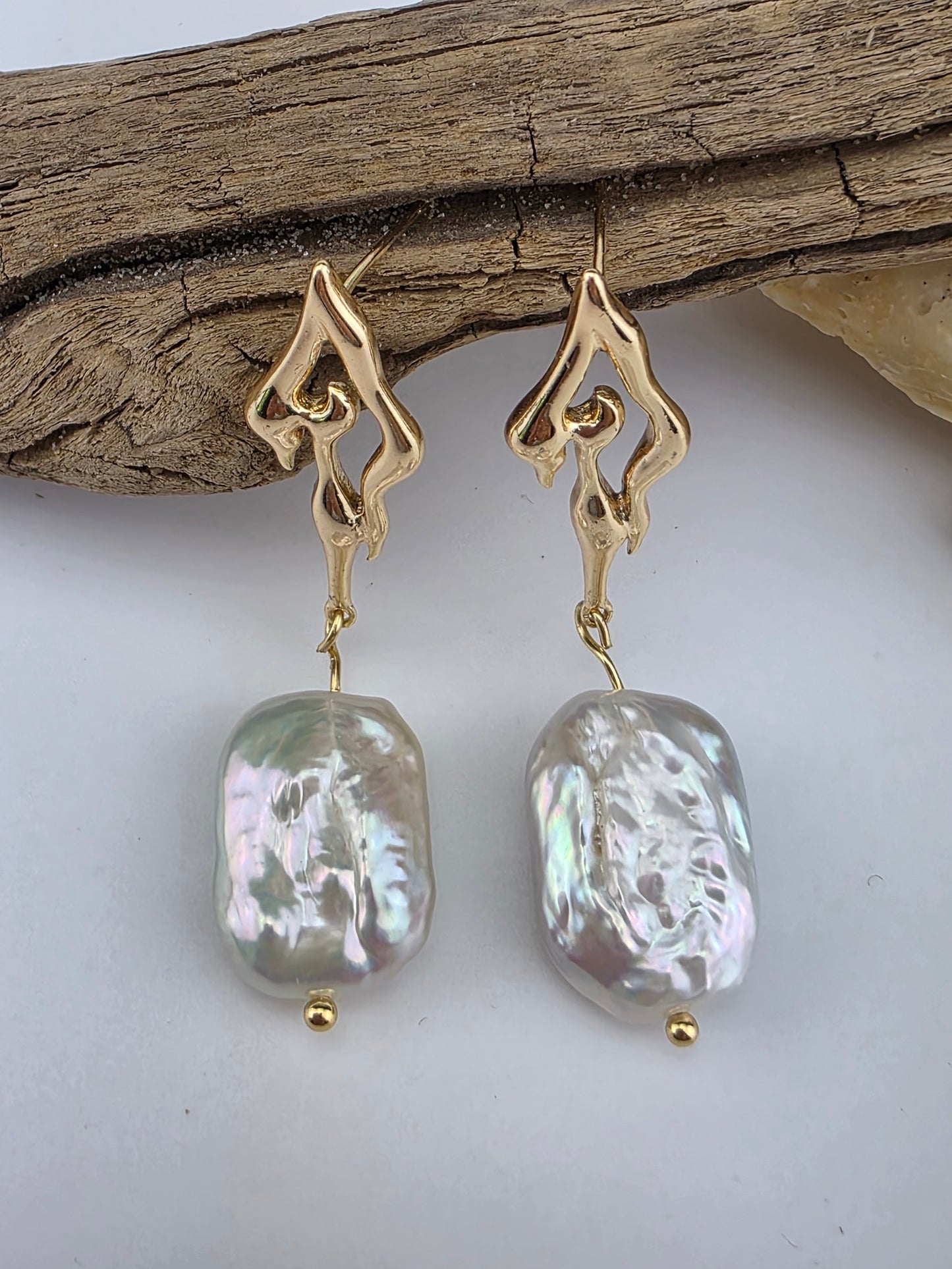 High-Luster Baroque Keshi Pearl Drops