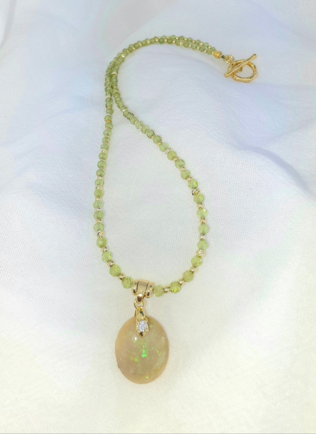 Australian fire opal/Peridot