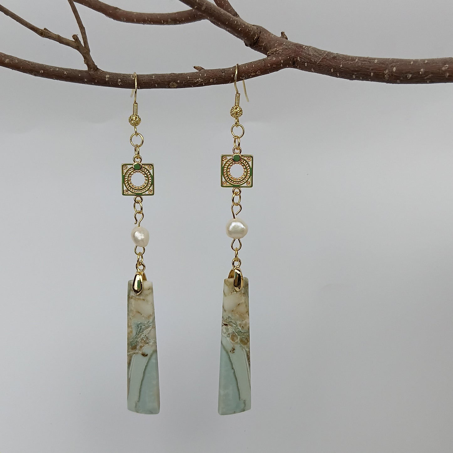 Natural Saturn Chalcedony