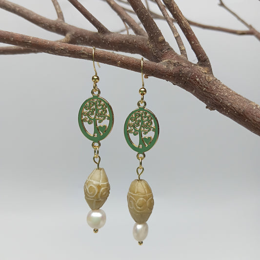 The Sage Soulmate Drops, Carved Jade