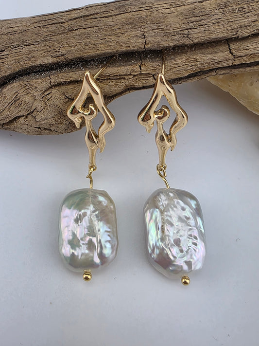 High-Luster Baroque Keshi Pearl Drops